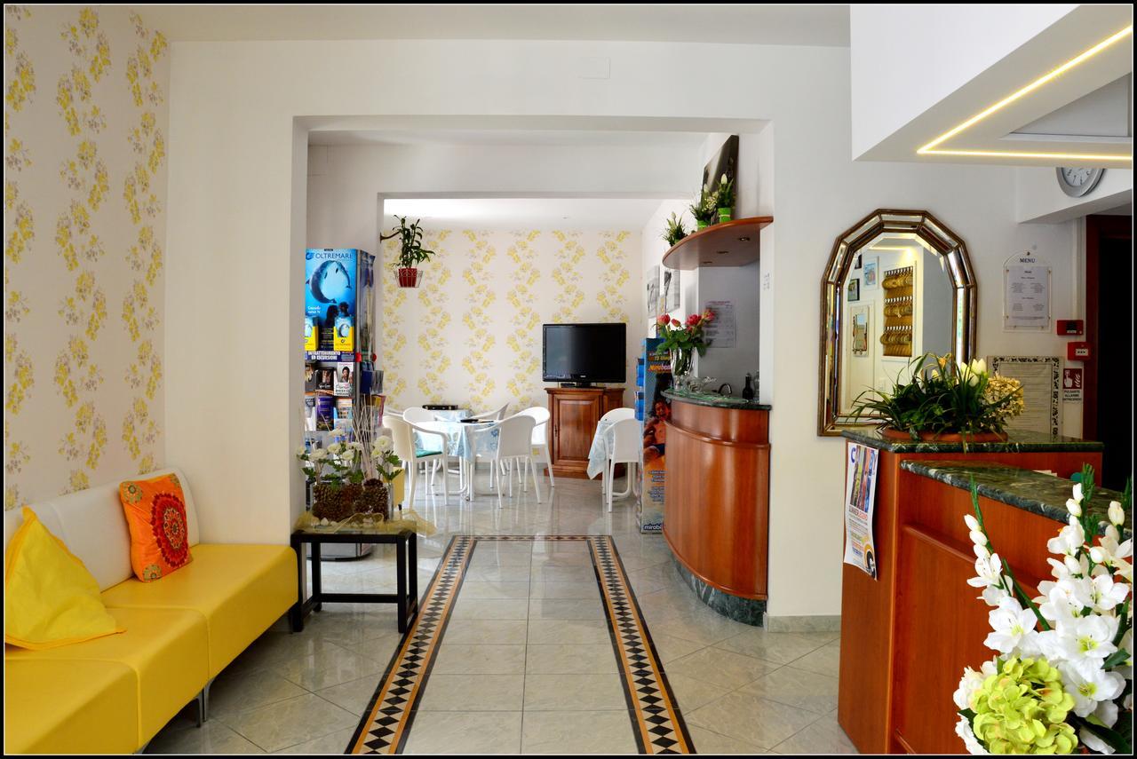 Hotel Luana Rimini Eksteriør billede