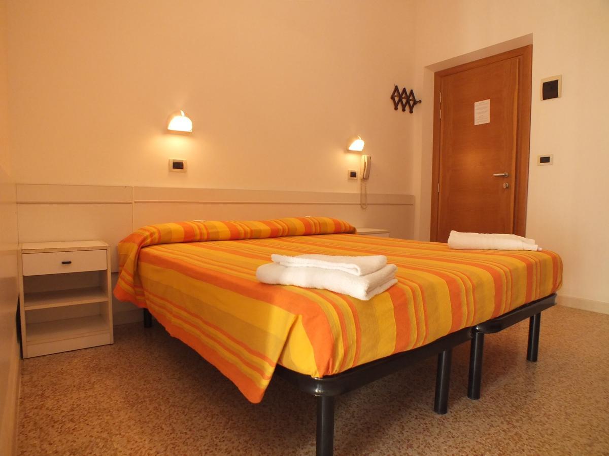 Hotel Luana Rimini Eksteriør billede