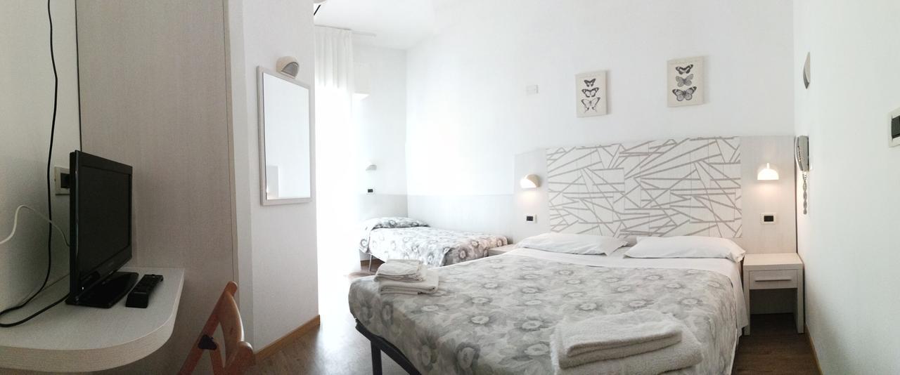 Hotel Luana Rimini Eksteriør billede