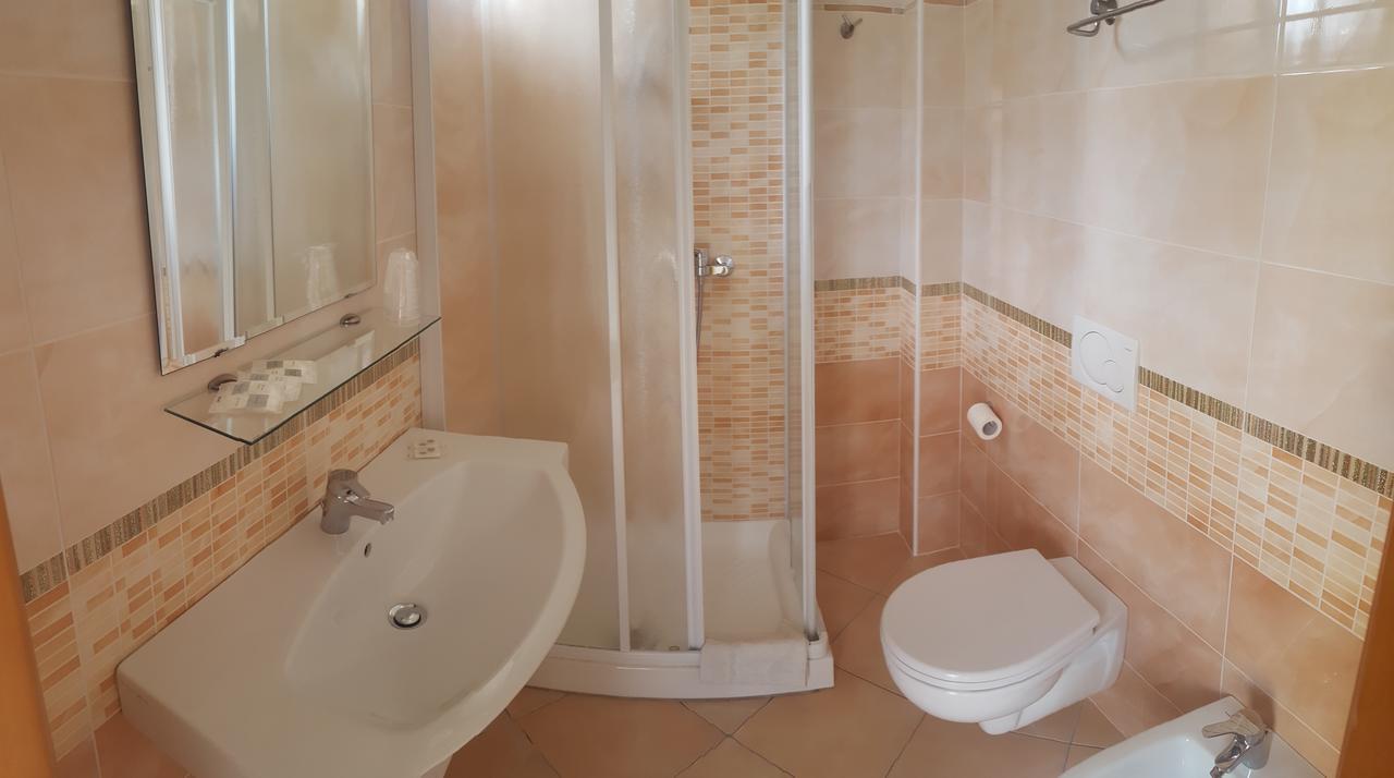 Hotel Luana Rimini Eksteriør billede